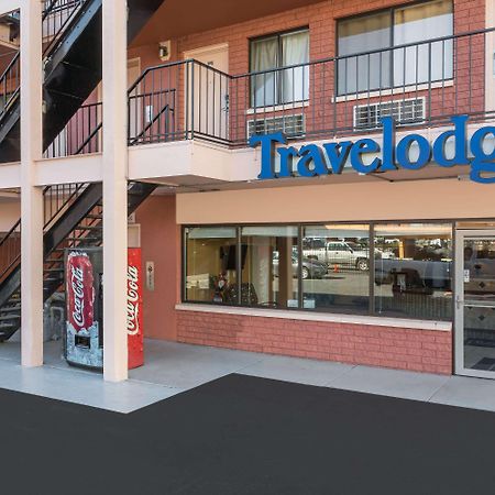 Travelodge By Wyndham Рино Экстерьер фото