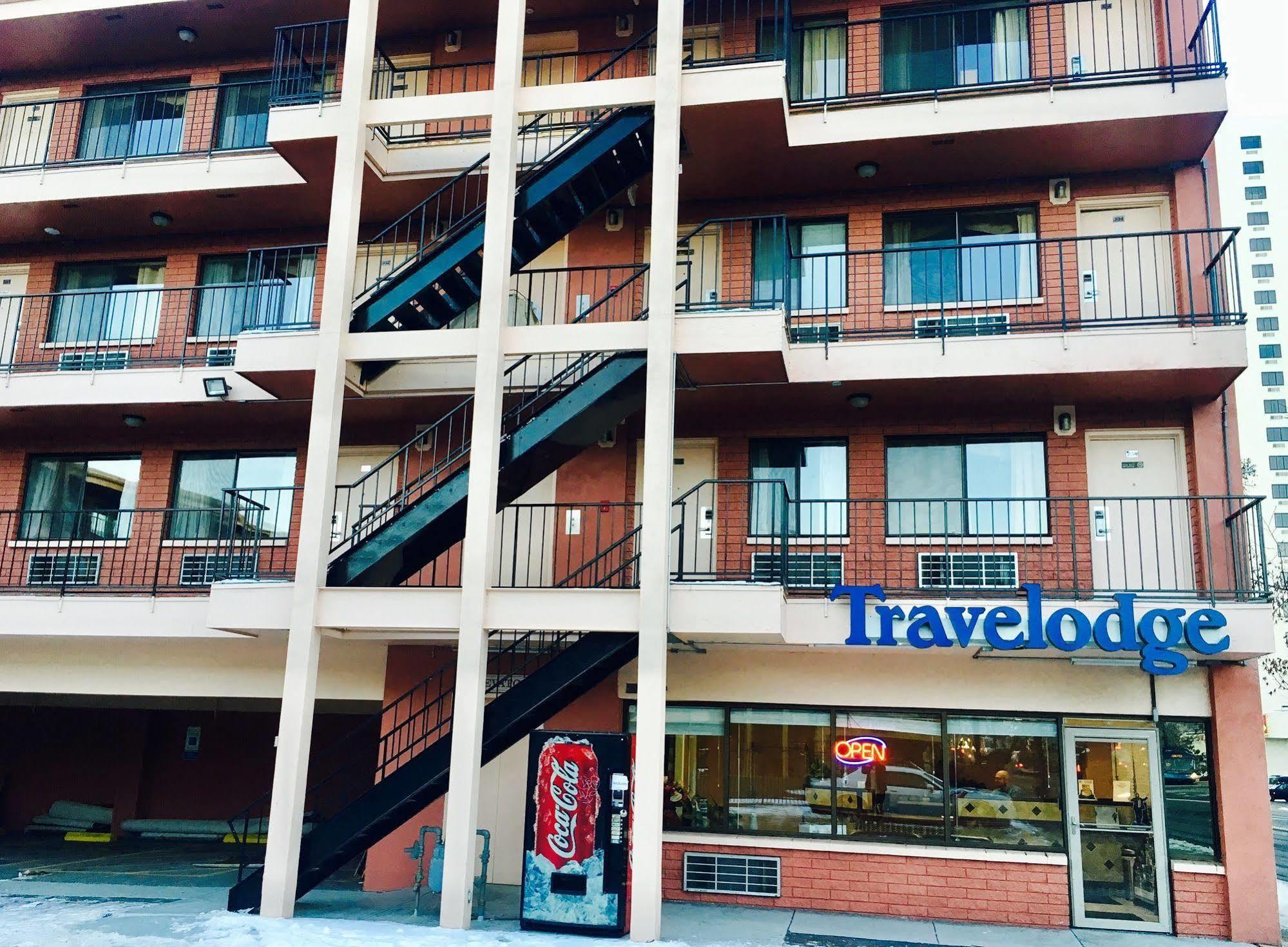 Travelodge By Wyndham Рино Экстерьер фото